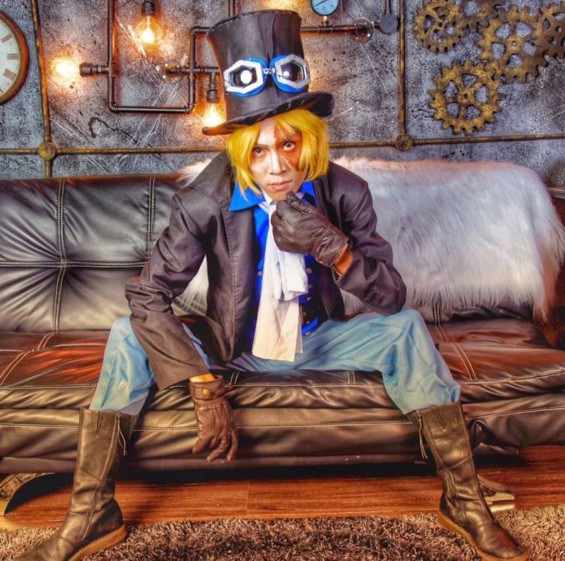 “九游体育app”前曼城锋霸哲科怒扒下对手短裤被罚出场(图)(图4) 九游体育下载